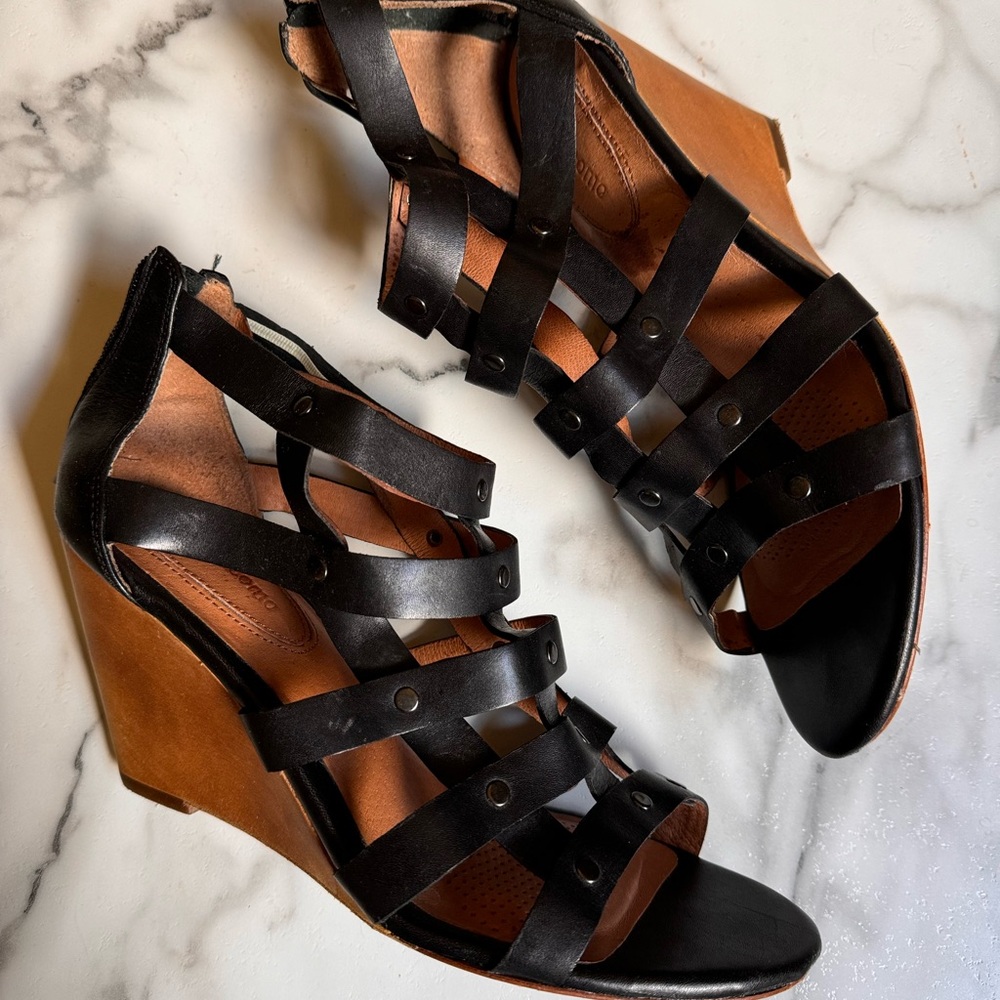 Corso Como Leila Black Leather Wedge Sandal